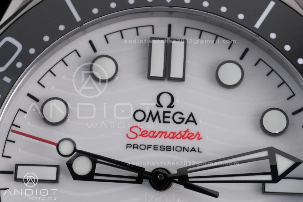 Seamaster Diver 300M Black Ceramic Bezel V4 VSF 1:1 Best Edition White Dial On SS Bracelet Super Clone Asian Neat 81