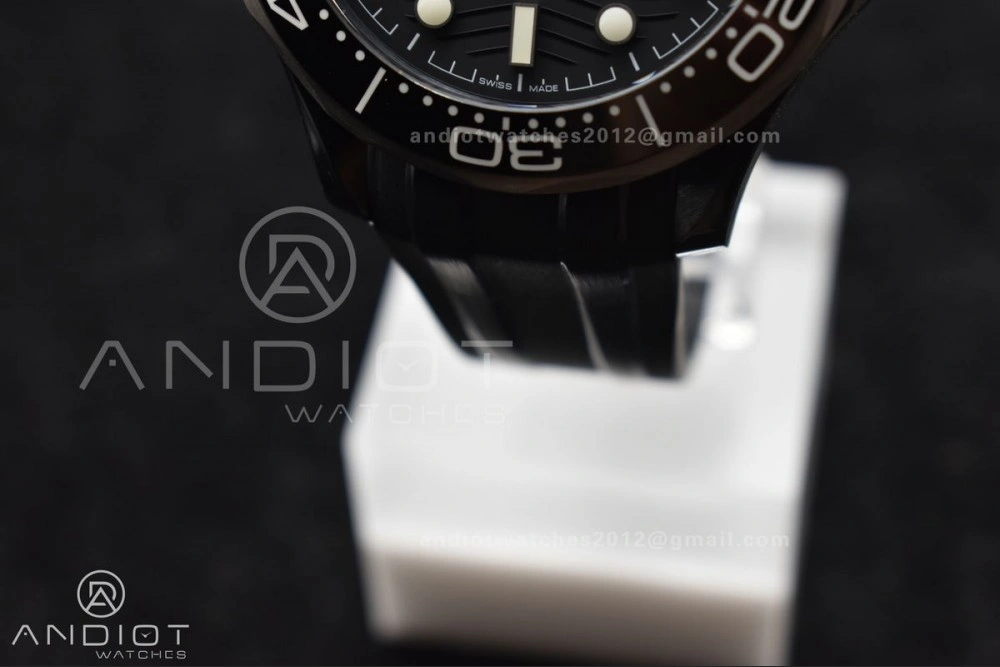 GoAnywhere Seamaster Diver 300M PVD VSF Best Edition Black Dial on Black Rubber Strap A 1081