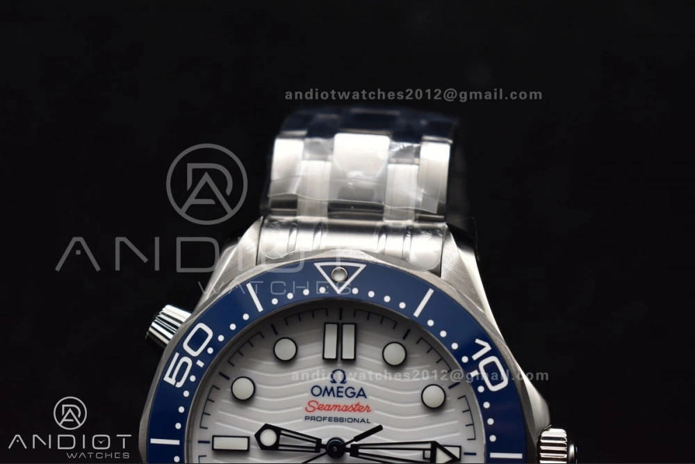 Seamaster Diver 300M SS Blue Ceramic Bezel VSF 1:1 Best Edition White Dial on SS Bracelet A StreetReady 1079