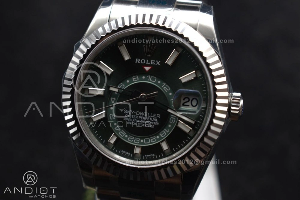 Upgraded Sky-Dweller 326934 904L SS ZF 1:1 Best Edition Green Dial on SS Bracelet A 1090
