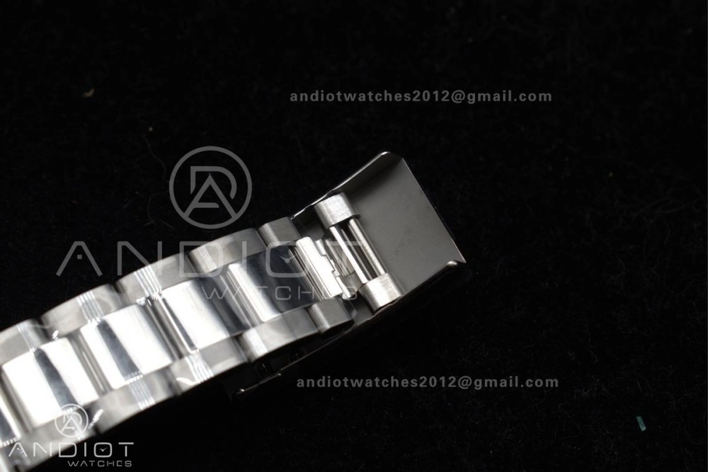 Sky-Dweller 326934 904L SS ZF 1:1 Best Edition White Dial on SS Bracelet A Sleek 1089