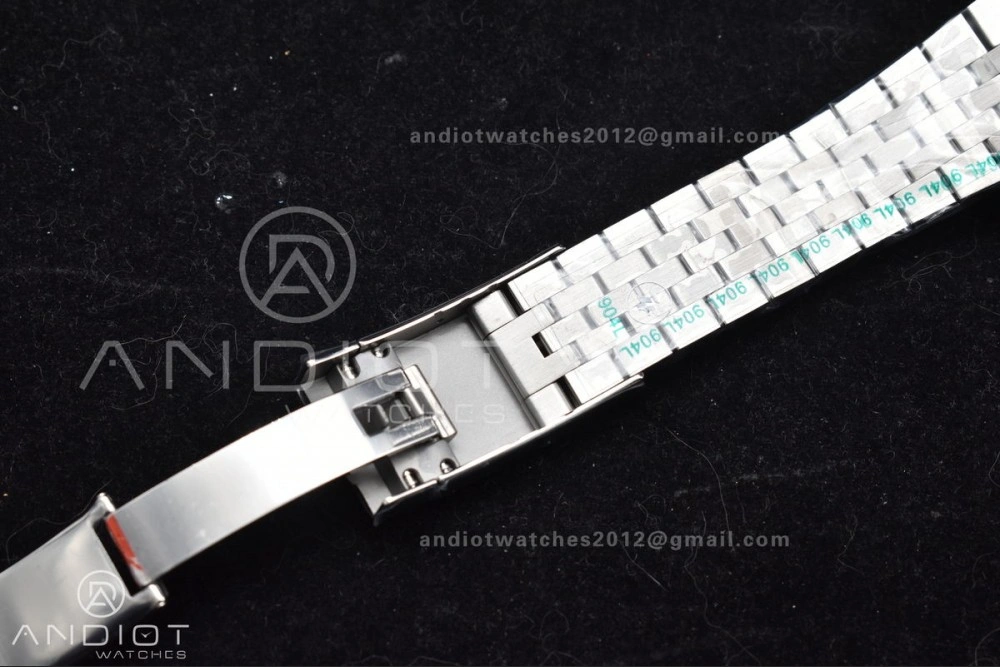 GoAnywhere Sky-Dweller 326934 904L SS ZF 1:1 Best Edition White Dial on SS Jubilee Bracelet A 1092