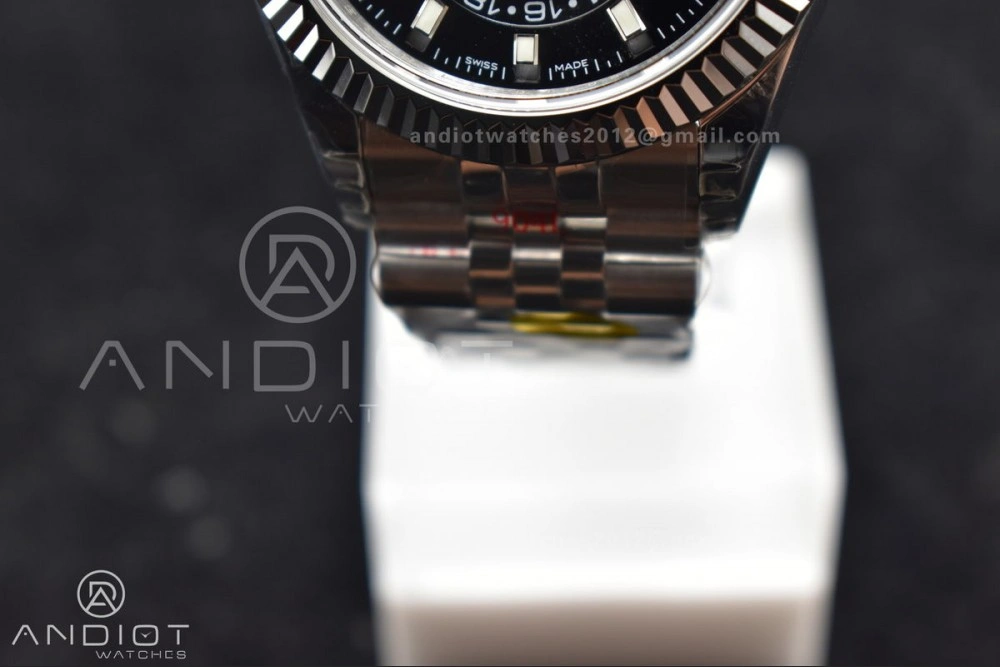 Affordable Skydweller SS Noob Best Edition Black Dial on SS Jubilee Bracelet A23J 1107