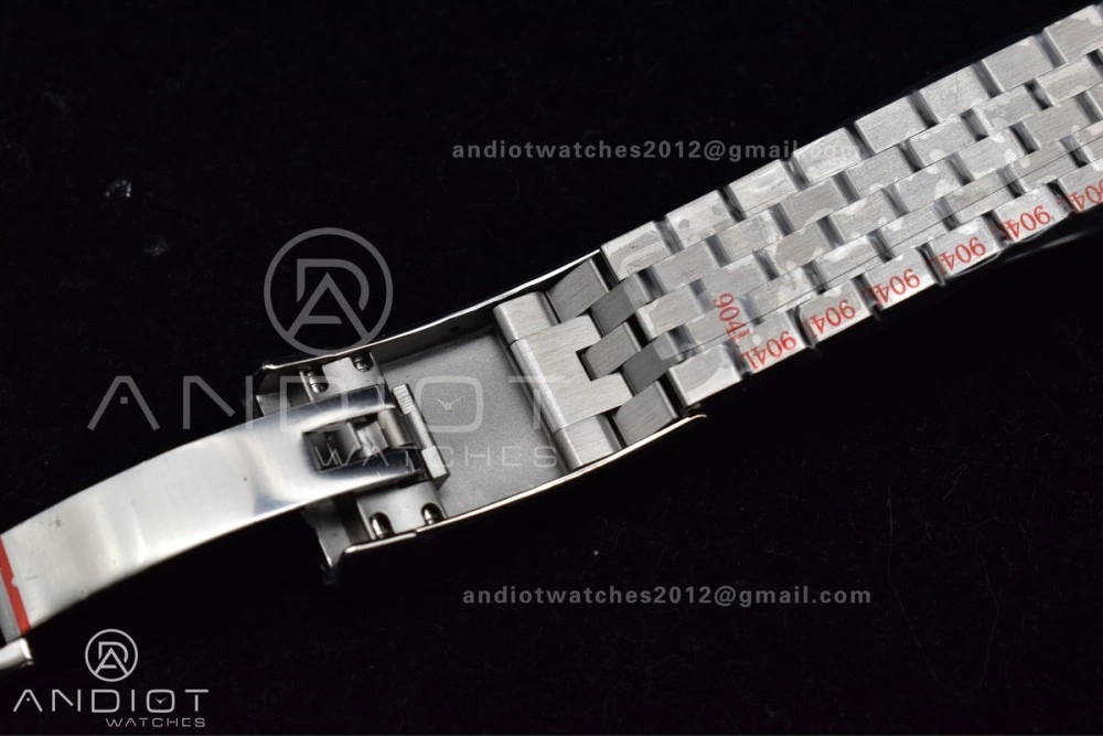 Affordable Skydweller SS Noob Best Edition Blue Dial on SS Jubilee Bracelet A23J 1111