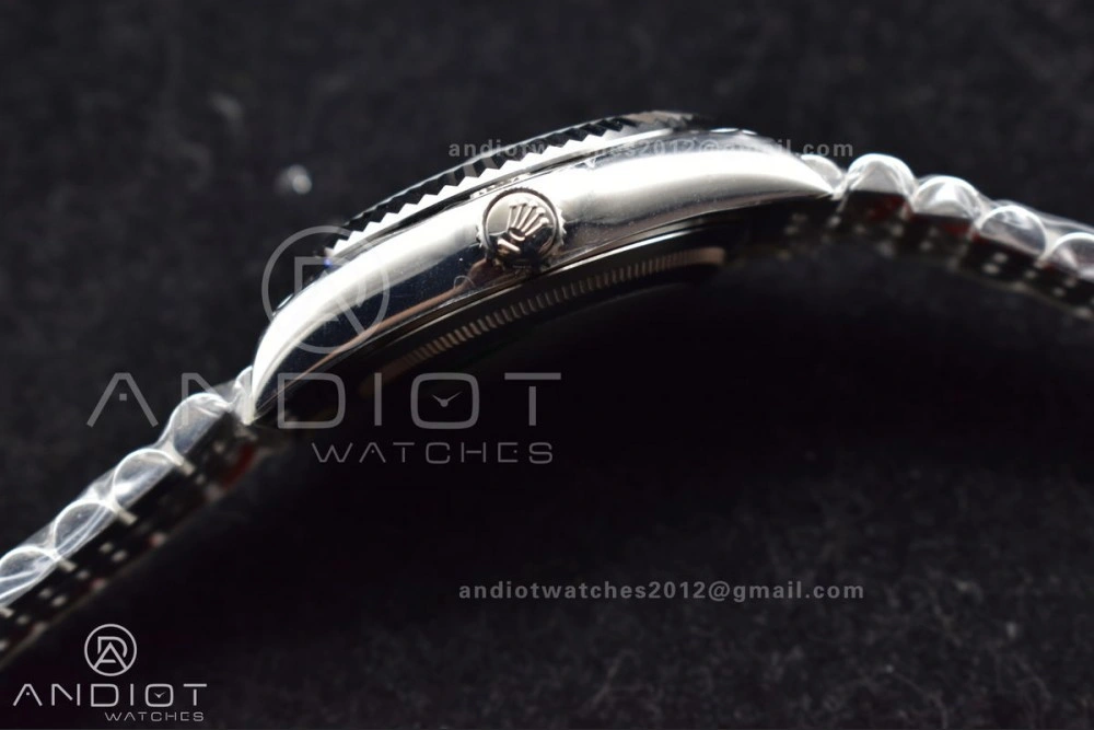 Affordable Skydweller SS Noob Best Edition Blue Dial on SS Jubilee Bracelet A23J 1111