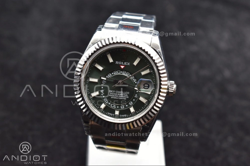 Attractive Skydweller SS Noob Best Edition Green Dial on SS Oyster Bracelet A23J 1109