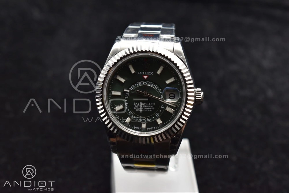 Attractive Skydweller SS Noob Best Edition Green Dial on SS Oyster Bracelet A23J 1109
