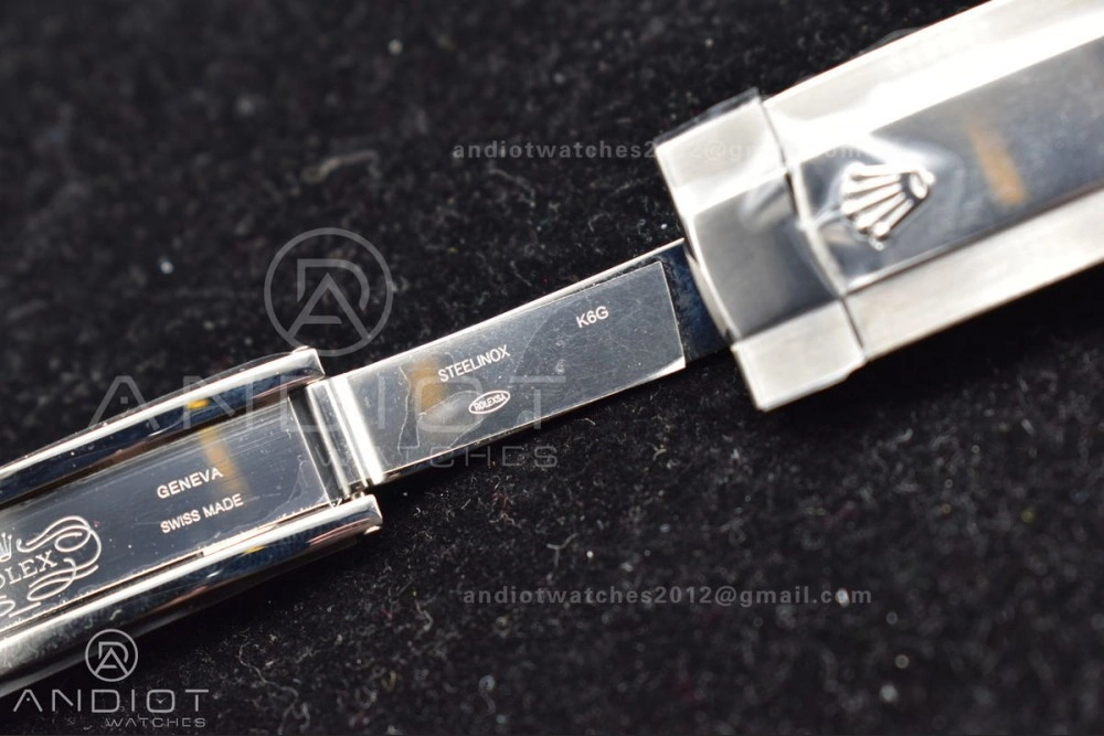 Snug Skydweller SS TWF Best Edition Black Dial on SS Bracelet A23J 1112