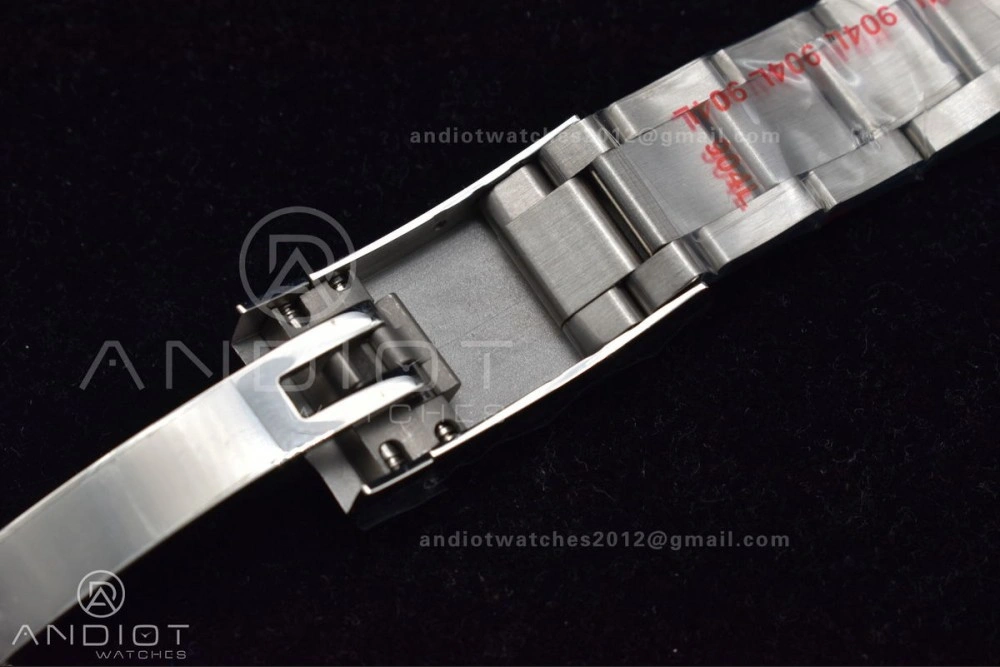 Snug Skydweller SS TWF Best Edition Black Dial on SS Bracelet A23J 1112