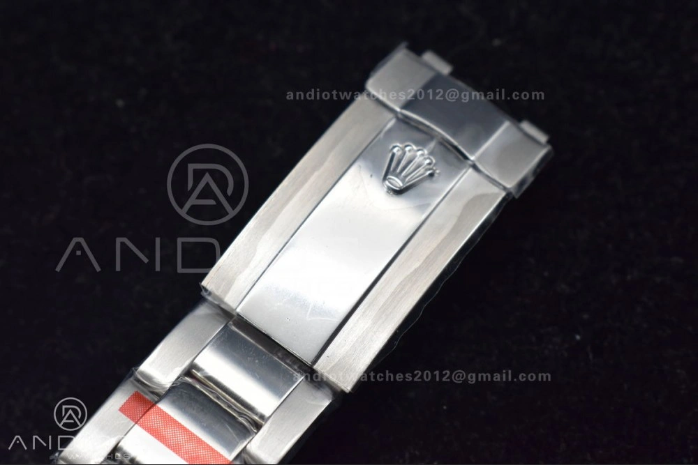 MoistureWicking Skydweller SS TWF Best Edition White Dial on SS Bracelet 1123