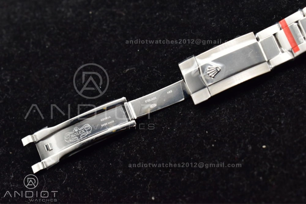 MoistureWicking Skydweller SS TWF Best Edition White Dial on SS Bracelet 1123