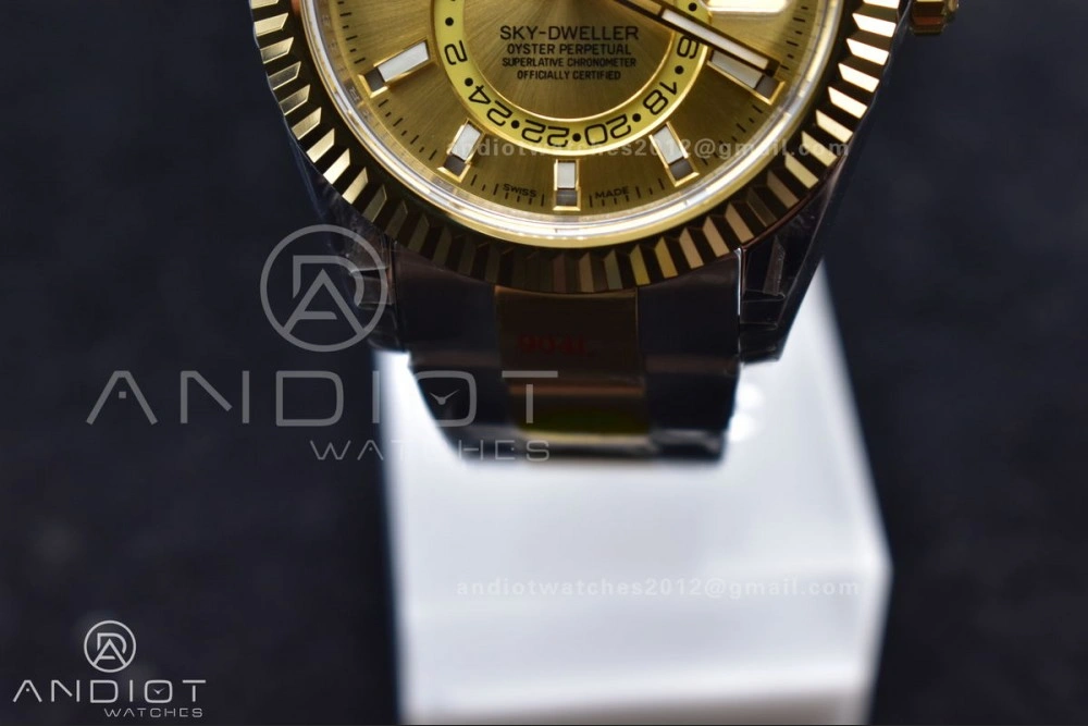 Skydweller SS YG Noob Best Edition YG Dial on SS YG Bracelet A23J Durable 1120