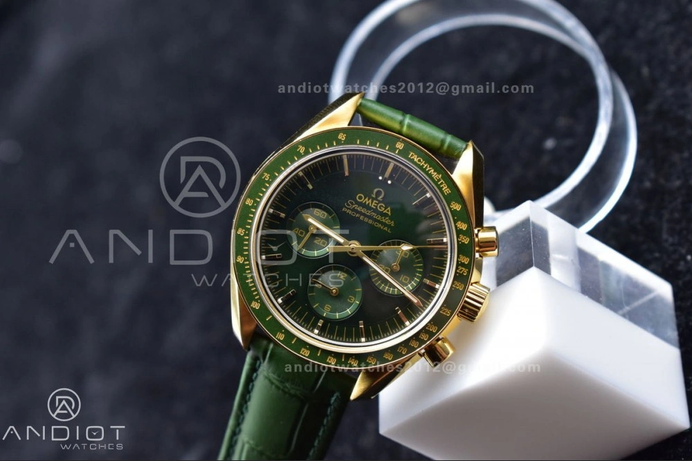 Speedmaster Moonwatch in Moonshine Gold YG RMF Best Edition Green Dial on Green Leather Strap Manual Chrono Attractive 460