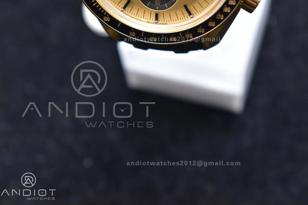 Speedmaster Moonwatch in Moonshine Gold YG RMF Best Edition YG Dial on Black Rubber Strap Manual Chrono Resilient 11