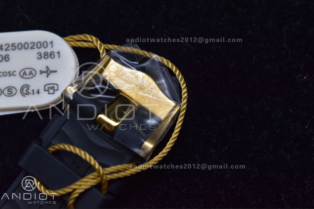 Speedmaster Moonwatch in Moonshine Gold YG RMF Best Edition YG Dial on Black Rubber Strap Manual Chrono Resilient 11