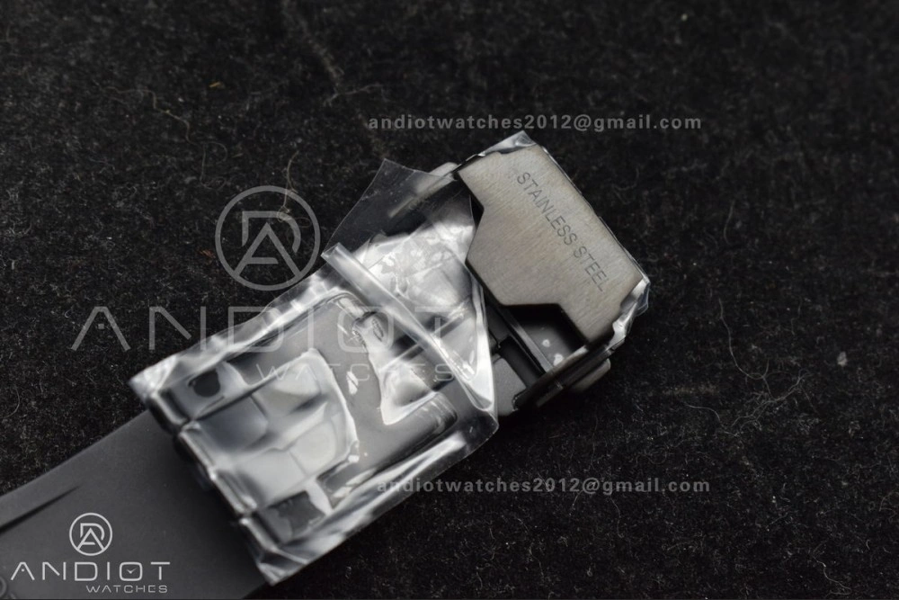 Square Bang Unico White Ceramic BBF 1:1 Best Edition on Rubber Strap A Compact 279