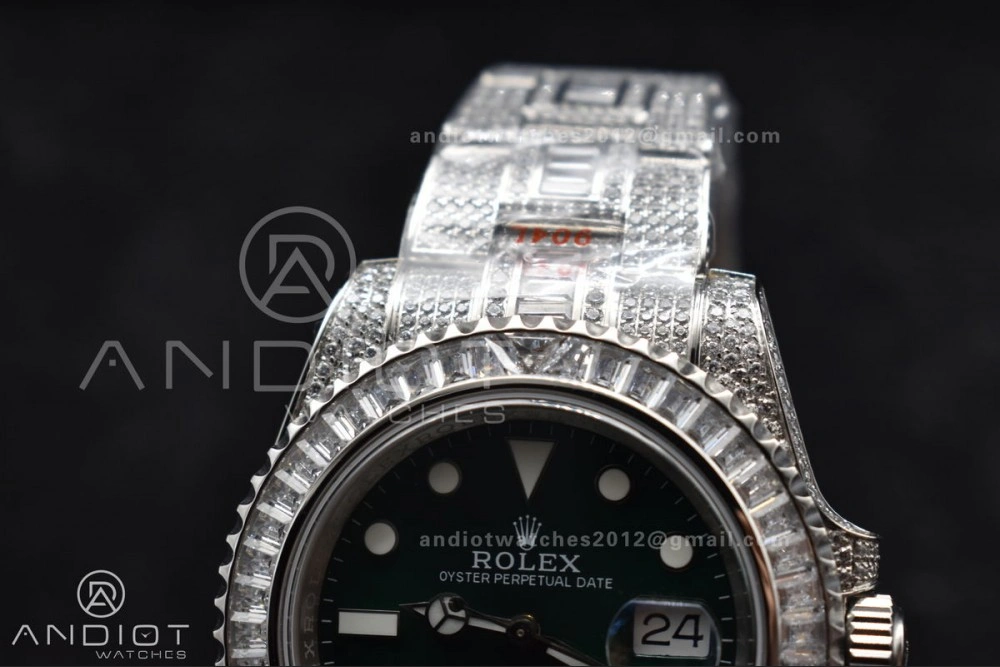 Submariner 40mm Full Diamonds SS AMGF Best Edition Green Dial on Bracelet on VR Minimalist 1150