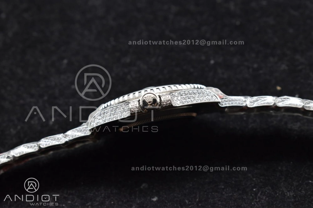 Submariner 40mm Full Diamonds SS AMGF Best Edition Green Dial on Bracelet on VR Minimalist 1150