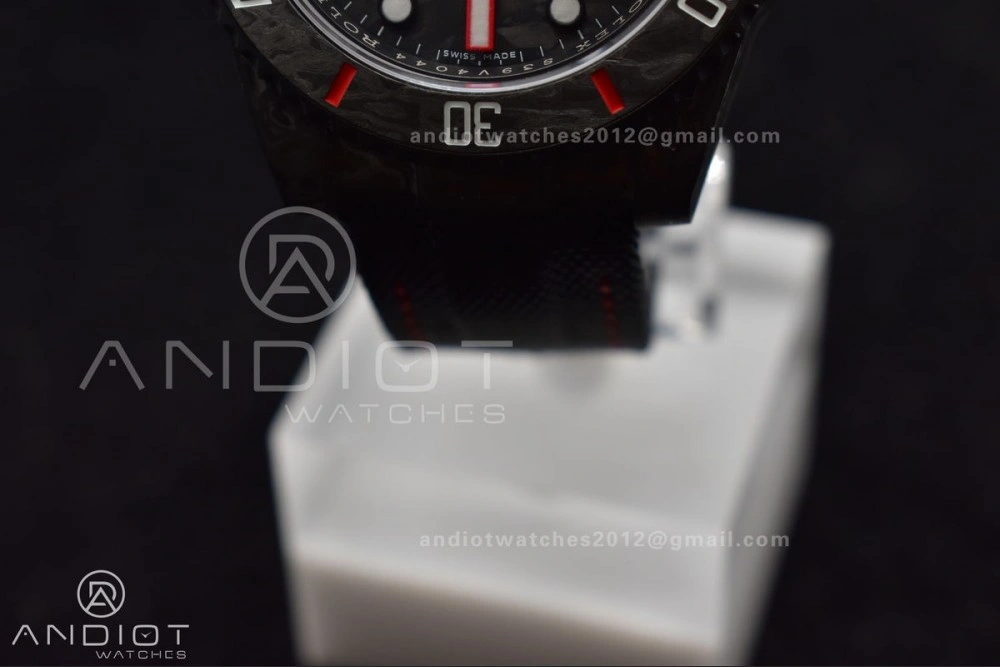 Practical Submariner DIW Carbon VSF 1:1 Best Edition Black Red Dial on Black Nylon Strap VS 474