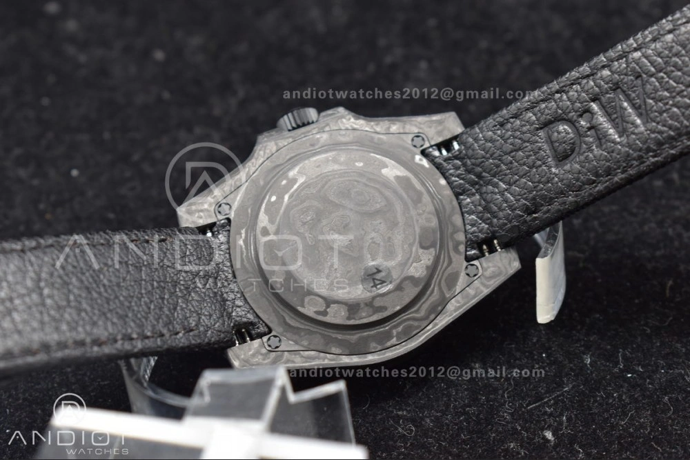 Practical Submariner DIW Carbon VSF 1:1 Best Edition Black Red Dial on Black Nylon Strap VS 474