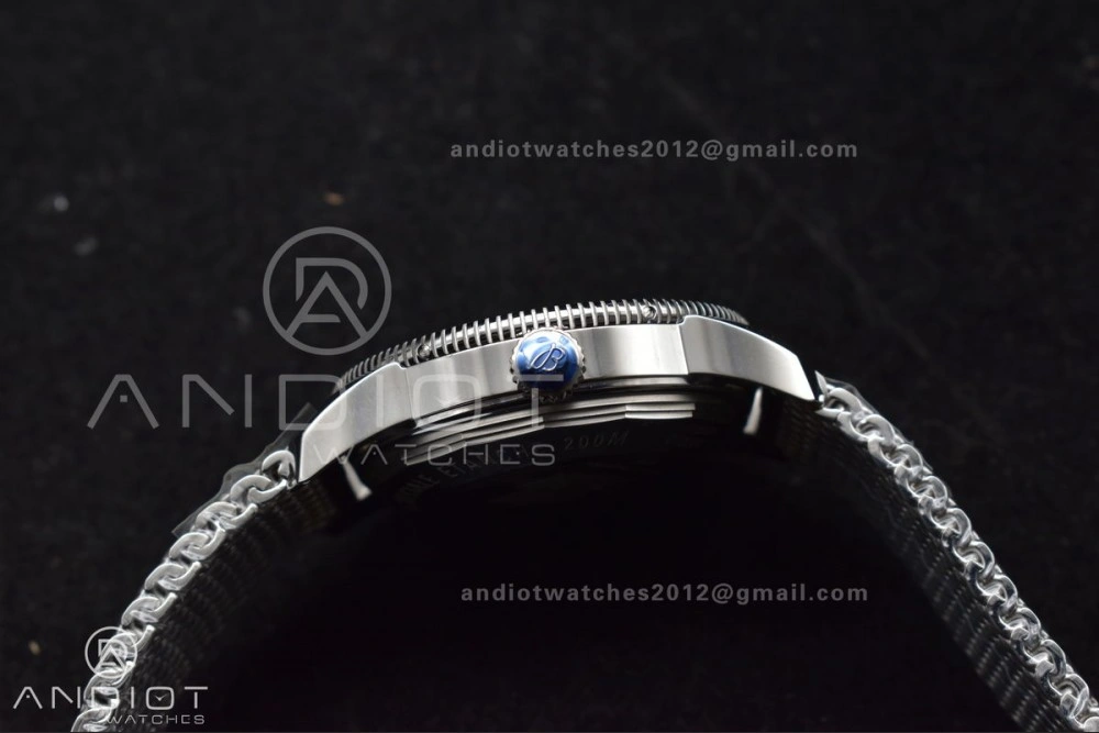 Super Ocean Heritage II BLSF 42mm SS Black Dial Black Ceramic Bezel on SS Mesh Bracelet A ModernLook 194