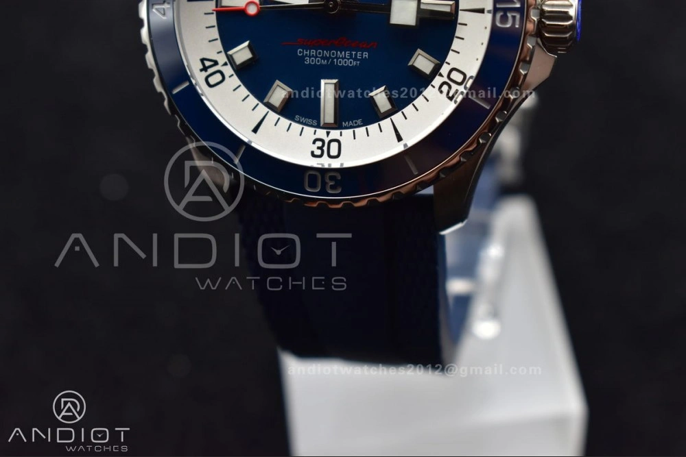 SuperOcean Automatic 42 SS BLSF 1:1 Best Edition Blue Dial on Blue Rubber Strap A FashionForward 201