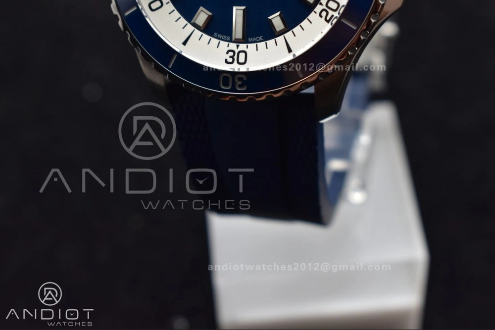 SuperOcean Automatic 42 SS BLSF 1:1 Best Edition Blue Dial on Blue Rubber Strap A FashionForward 201