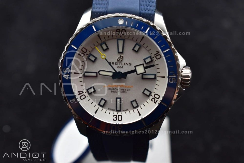 Snug SuperOcean Automatic 42 SS BLSF 1:1 Best Edition White Dial on Blue Rubber Strap A 196