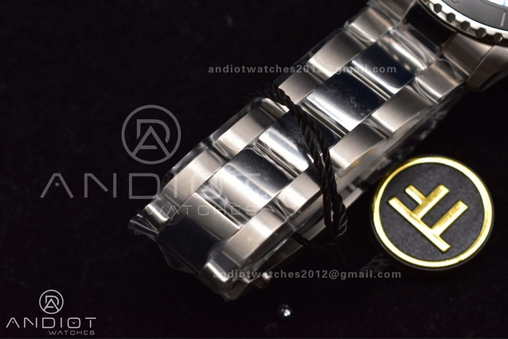 Sophisticated SuperOcean Automatic 44 TF 1:1 Best Edition Black White Dial on SS Bracelet A 177