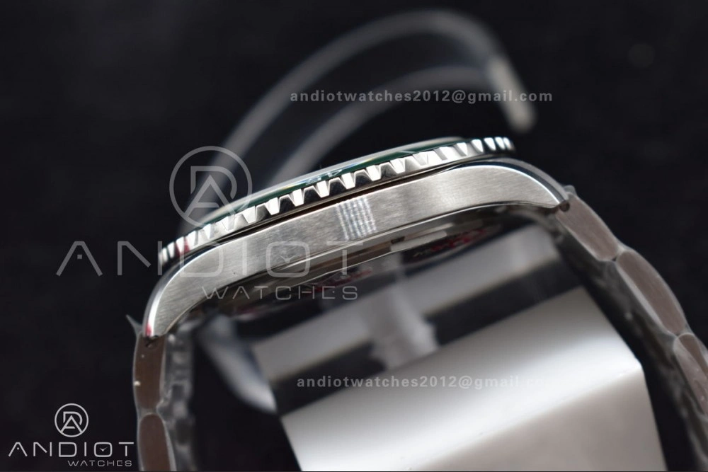 SuperOcean Automatic 44 TF 1:1 Best Edition Green Ceramic Bezel Green White Dial on SS Bracelet A EasyMatch 168