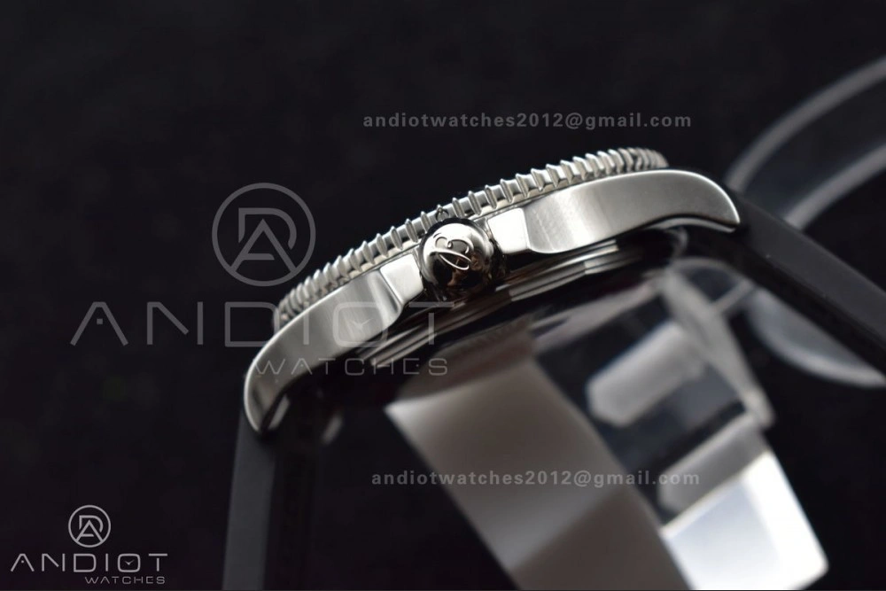 Superocean Automatic 44 TF 1:1 Best Edition Black Dial Black Bezel On Black Rubber Strap A GoodFit 1167