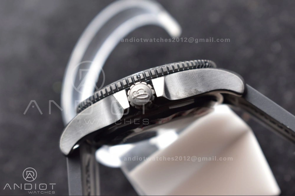 Superocean Automatic 44 TF 1:1 Best Edition Black Dial Black Bezel On Black Rubber Strap A SunProtective 1171