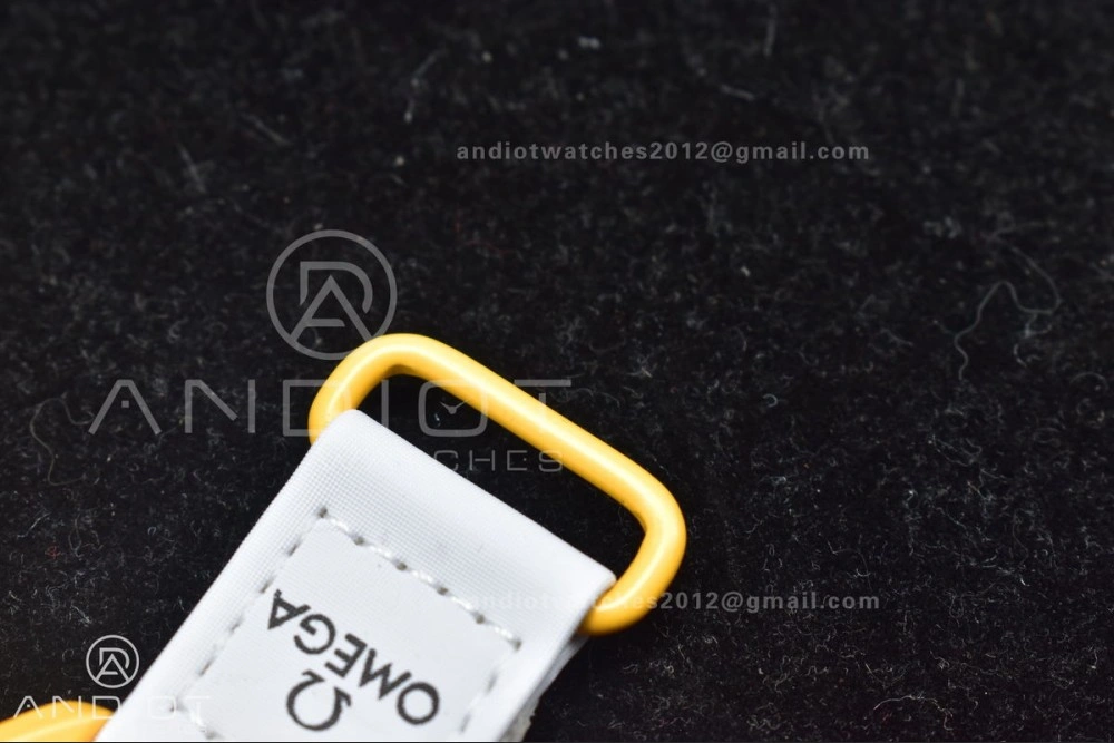 FlexibleFit Swatch x Omega Bioceramic Moonwatch Mission to the Sun on Nylon Strap Quartz 90