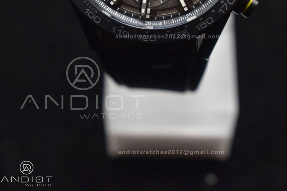 EyeCatching TAG Heuer Carrera Calibre Heuer 01 CLEP Special Edition CAR201J 1246