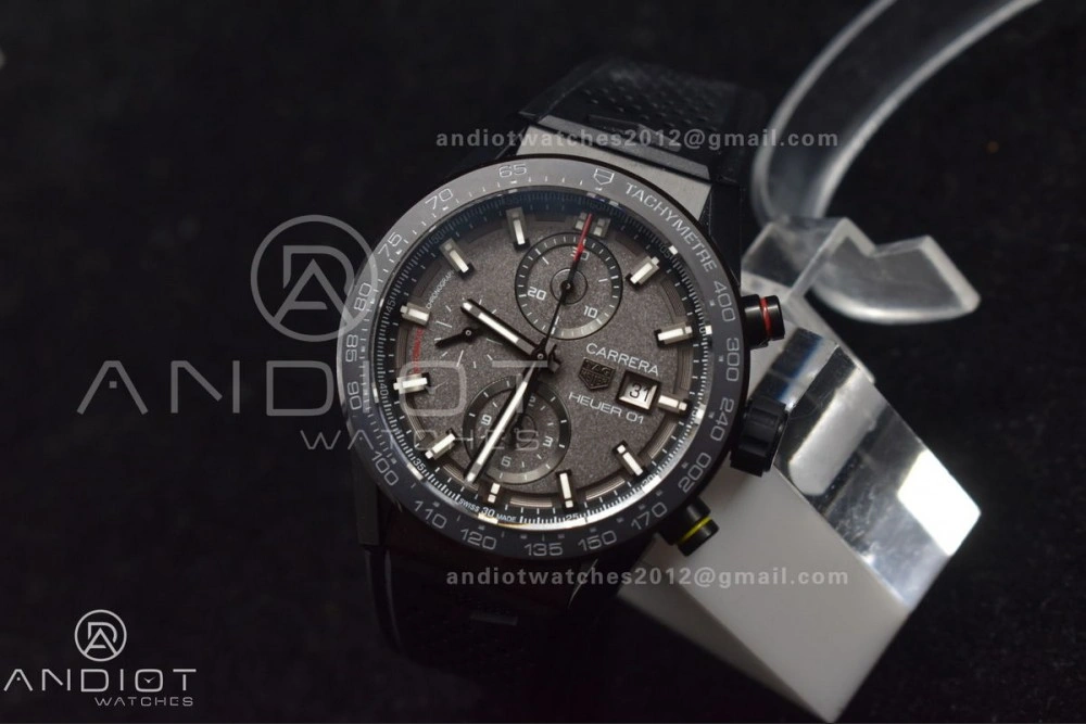 EyeCatching TAG Heuer Carrera Calibre Heuer 01 CLEP Special Edition CAR201J 1246