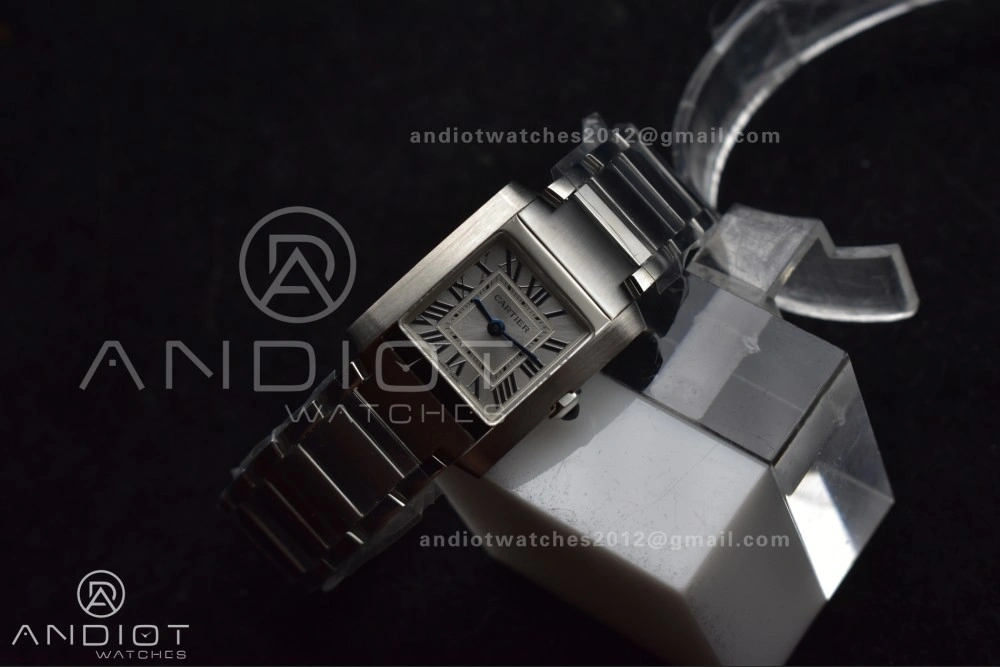 Sporty Tank Francaise Small SS KRF 1:1 Best Edition White Dial on SS Bracelet Ronda Quartz 248