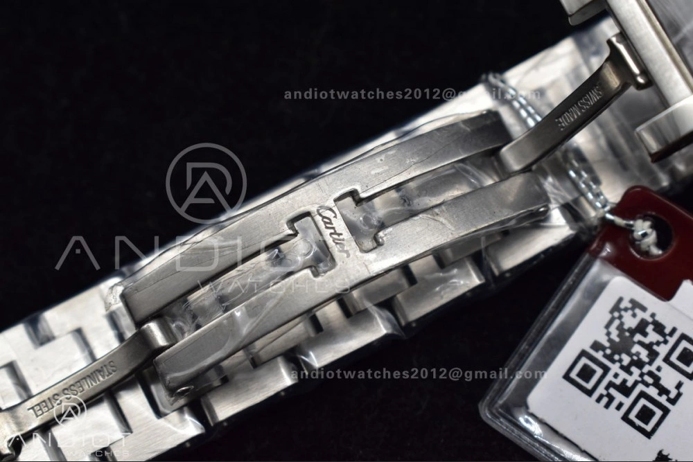 ZipUp Tank Solo 20.3mm K11F SS White Dial With Diamond Bezel On SS Bracelet Ronda Quartz 1190