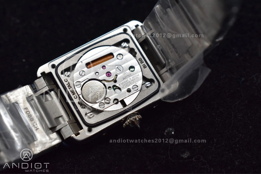 ZipUp Tank Solo 20.3mm K11F SS White Dial With Diamond Bezel On SS Bracelet Ronda Quartz 1190