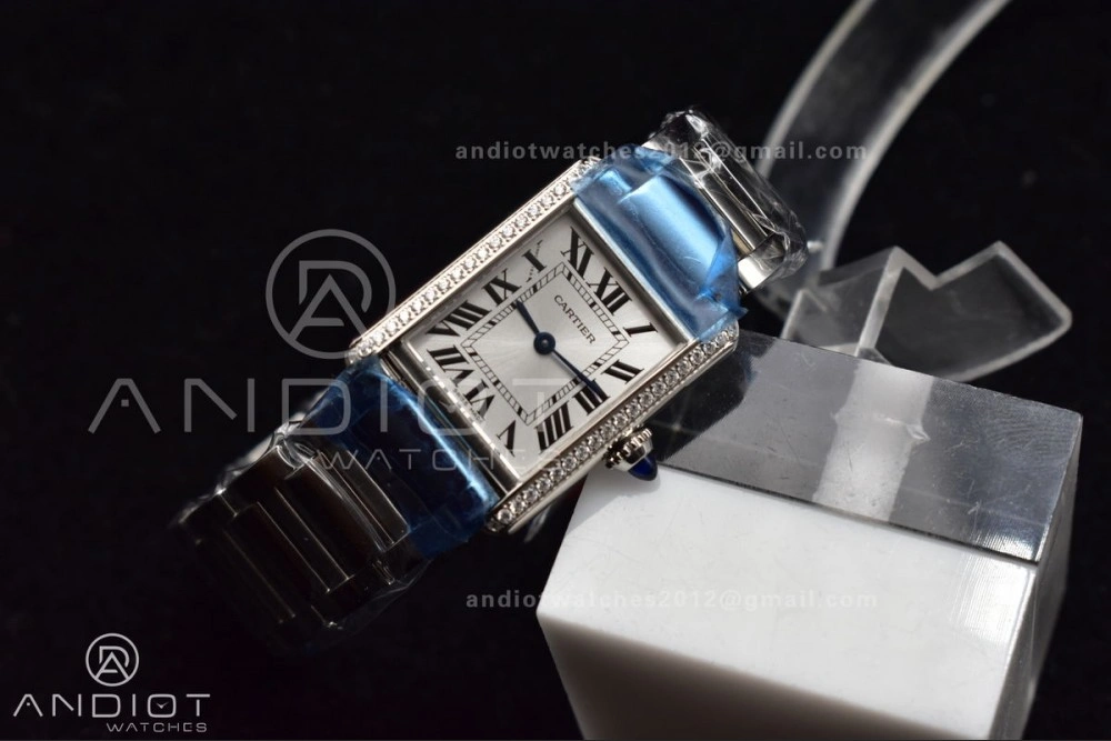 ZipUp Tank Solo 20.3mm K11F SS White Dial With Diamond Bezel On SS Bracelet Ronda Quartz 1190