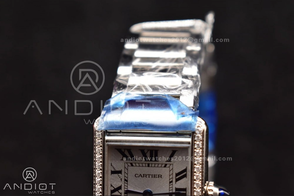 ZipUp Tank Solo 20.3mm K11F SS White Dial With Diamond Bezel On SS Bracelet Ronda Quartz 1190