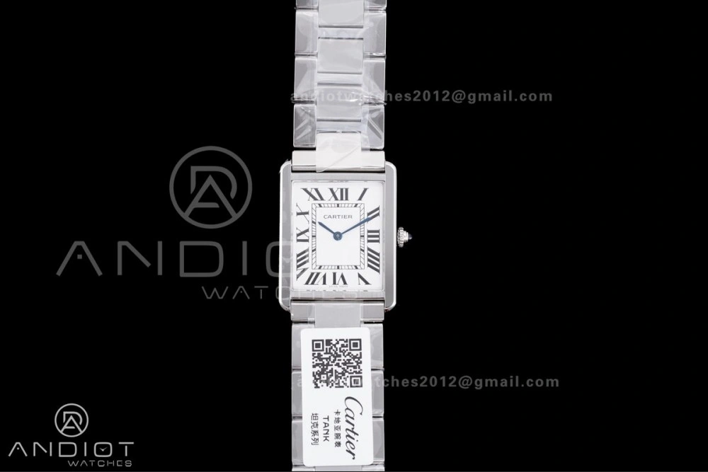 Tank Solo 27.5x34.8mm AF SS White Dial on SS Bracelet Ronda Quartz TimelessDesign 257