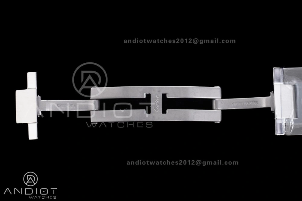Tank Solo 27.5x34.8mm AF SS White Dial on SS Bracelet Ronda Quartz TimelessDesign 257