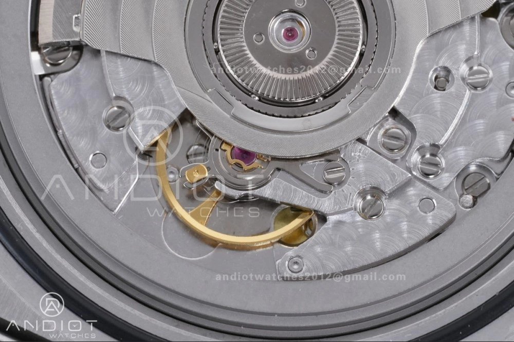V7 Factory IWC Ingenieur IW328902 White V2 Dial On SS Automatic A MultiPurpose 315