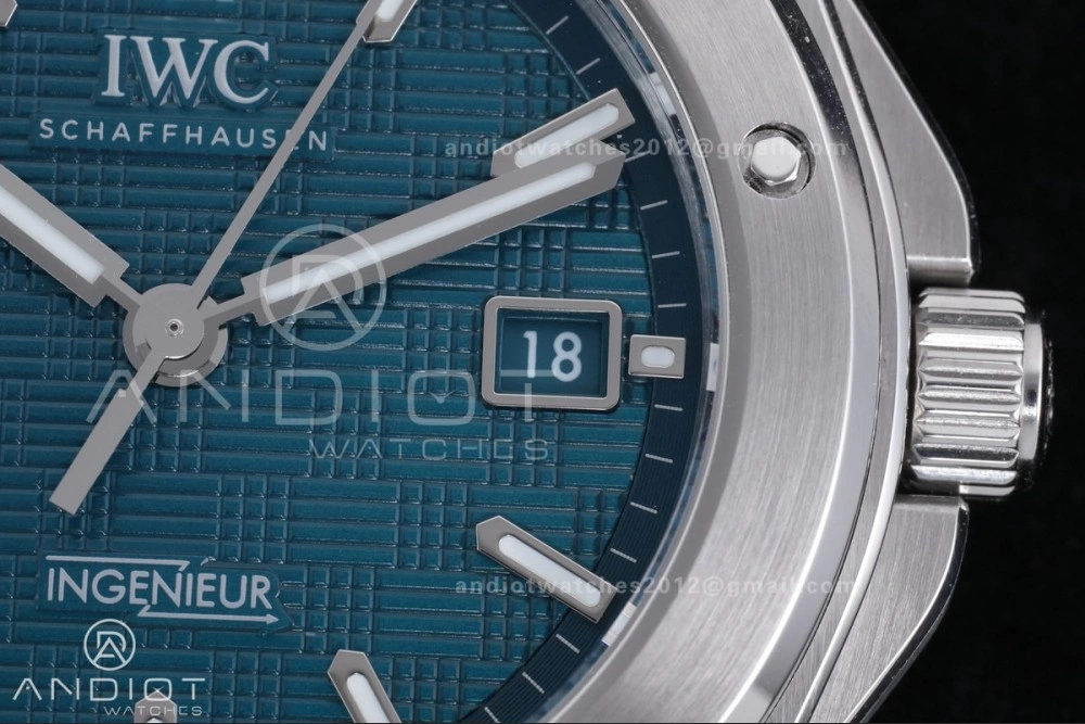Cozy V7 Factory IWC Ingenieur IW328903 Aqua V2 Dial On SS Automatic A 309