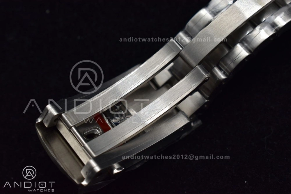 ZipUp VS Factory White 39.5mm Seamaster Planet Ocean 600m Made 1:1 like Genuine 9